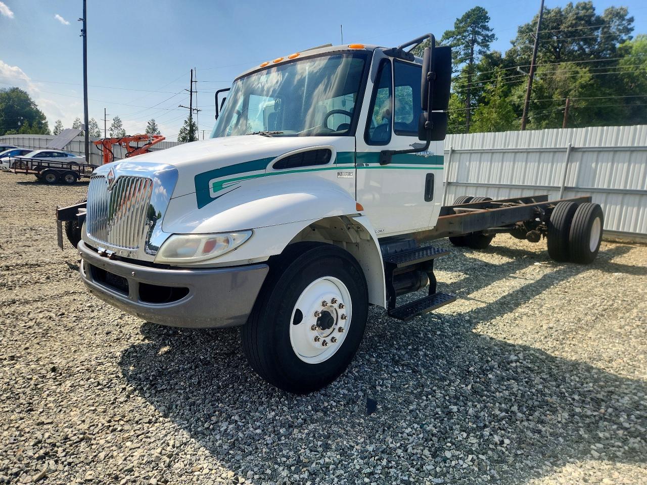 2012 International 4000-Series VIN 1HTMMAAL0CH148212 — COPART salvage auction photo