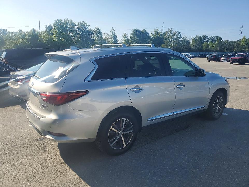 2017 Infiniti Qx60 VIN 5N1DL0MM4HC522352 COPART salvage auction — MINOR DENT/SCRATCHES, In - Certificate Of Title, sold $4,500 on 2026-08-28 (photo 3)