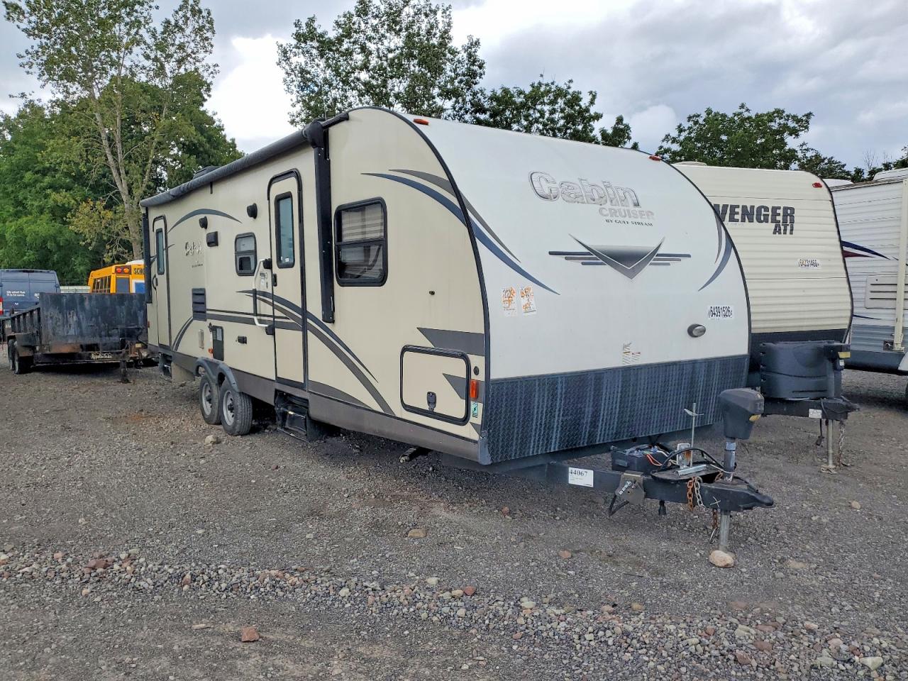 2018 Gulf stream Cabincruis VIN 1NL1G3323J7036136 COPART salvage auction — Top/Roof, NY - CERTIFICATE OF TITLE, sold $4,500 on 2026-09-09 (photo 1)