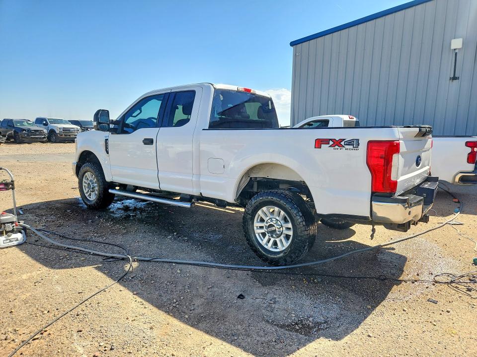 2019 Ford F250 VIN 1FT7X2B69KEE68497 COPART salvage auction — MINOR DENT/SCRATCHES, Ks - Certificate Of Title, sold $7,600 on 2026-08-27 (photo 2)