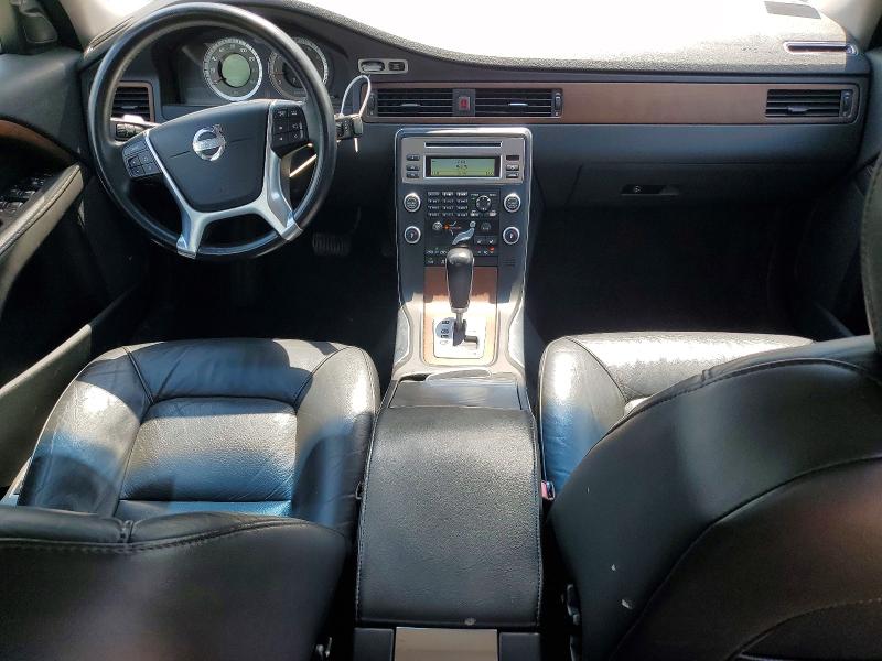 2010 Volvo S80 VIN YV1992AH0A1132534 COPART salvage auction — SIDE, MA - CERT OF TITLE-RECONSTRCTD COLL, sold $325 on 2026-08-20 (photo 8)