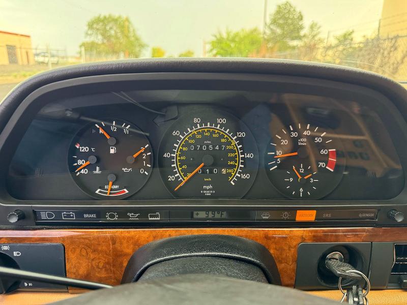 1986 Mercedes-benz 560 VIN WDBCA3902GA206649 COPART salvage auction — MINOR DENT/SCRATCHES, NM - CERTIFICATE OF TITLE (P), sold $11,000 on 2026-08-13 (photo 8)