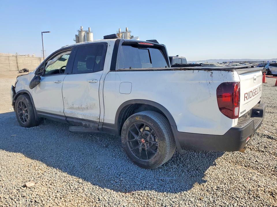 2024 Honda Ridgeline VIN 5FPYK3F60RB014416 COPART salvage auction — ROLLOVER, Ca - Salvage Certificate, sold $7,000 on 2026-10-09 (photo 2)