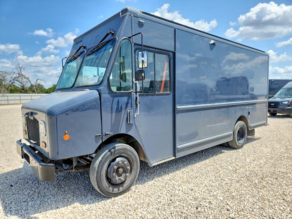 2020 Freightliner Chassis VIN 4UZAC2EA4LCMH7842 — COPART salvage auction photo