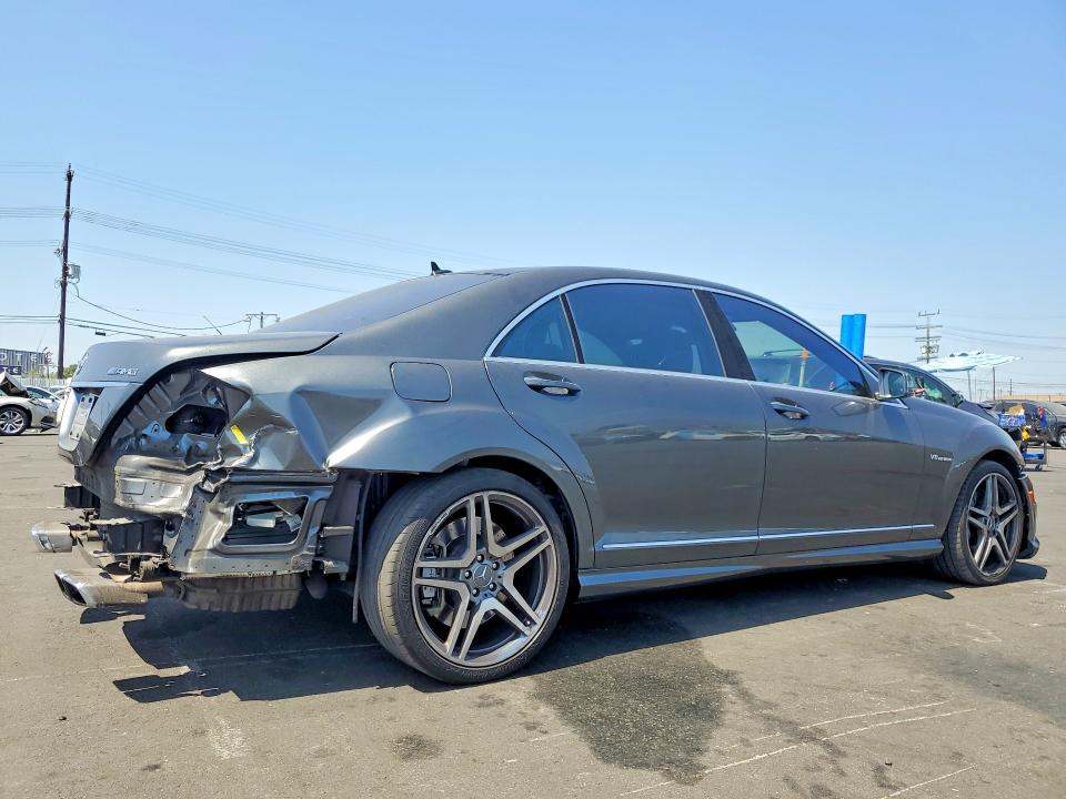 2011 Mercedes-benz S class VIN WDDNG7EB7BA384530 COPART salvage auction — REAR END, Ca - Salvage Certificate, sold $10,100 on 2026-08-24 (photo 3)