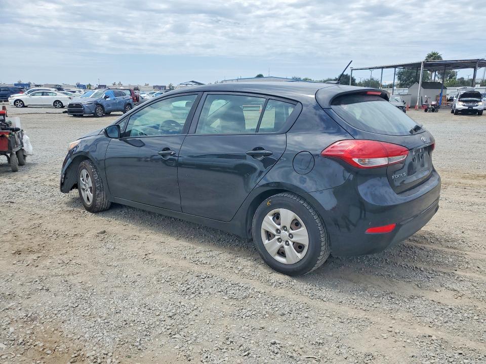 2018 Kia Forte VIN KNAFK5A87J5773636 COPART salvage auction — FRONT END, Salvage Title, sold $900 on 2026-10-03 (photo 2)