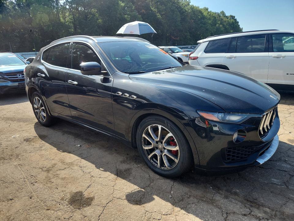 2017 Maserati Levante VIN ZN661XUL9HX233266 COPART salvage auction — NORMAL WEAR, Ms - Certificate Of Title (P), sold $5,300 on 2026-09-10 (photo 4)
