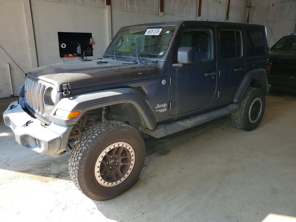 2018 Jeep Wrangler / VIN 1C4HJXDG2JW154336 — COPART salvage auction photo
