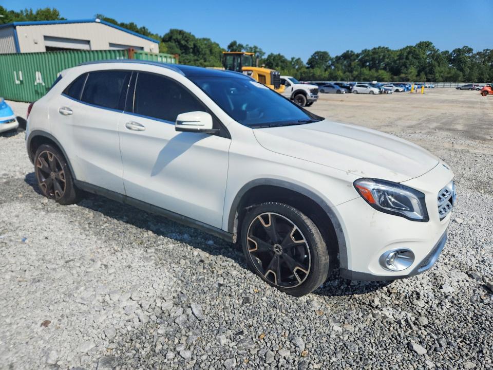 2019 Mercedes-benz Gla-klasse VIN WDCTG4EB7KJ551396 COPART salvage auction — MINOR DENT/SCRATCHES, Fl - Certificate Of Title (P), sold $4,350 on 2026-09-03 (photo 4)