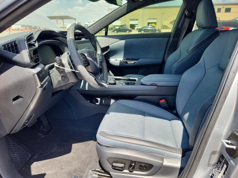 2026 Lexus VIN JTJBDADB0TA004673 COPART salvage auction — REAR END, Tx - Salvage Vehicle Title, sold $22,500 on 2026-08-27 (photo 7)