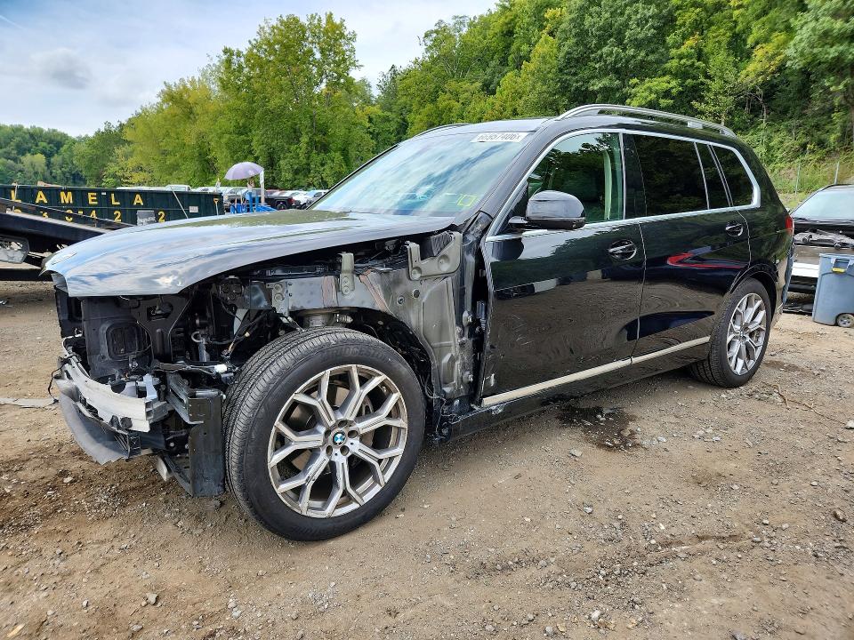2021 BMW X7 VIN 5UXCW2C0XM9H49930 — COPART salvage auction photo