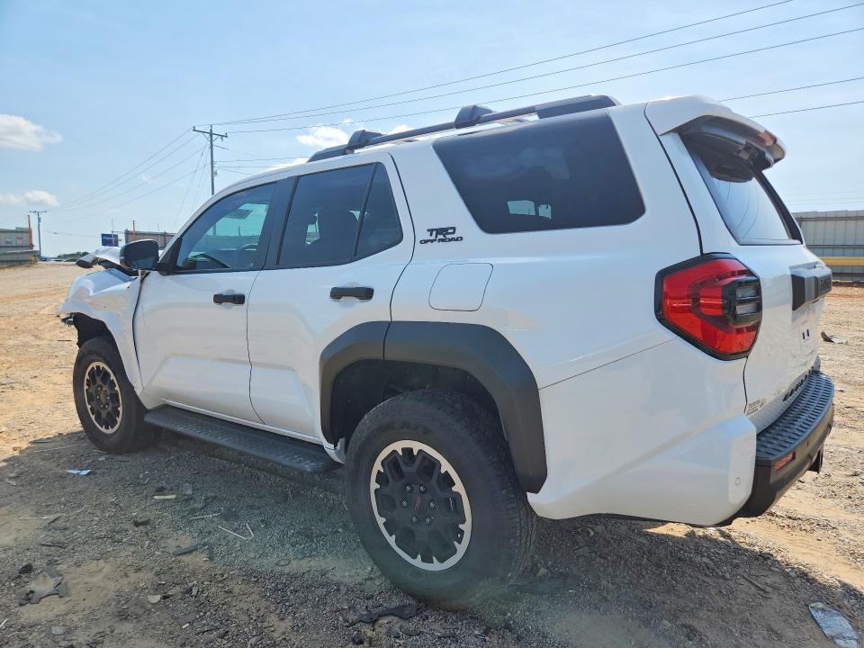 2025 Toyota 4runner VIN JTEVA5BR0S5001470 COPART salvage auction — FRONT END, AL - CERT OF TITLE-SALVAGE TITLE (P), sold $32,000 on 2026-08-21 (photo 2)