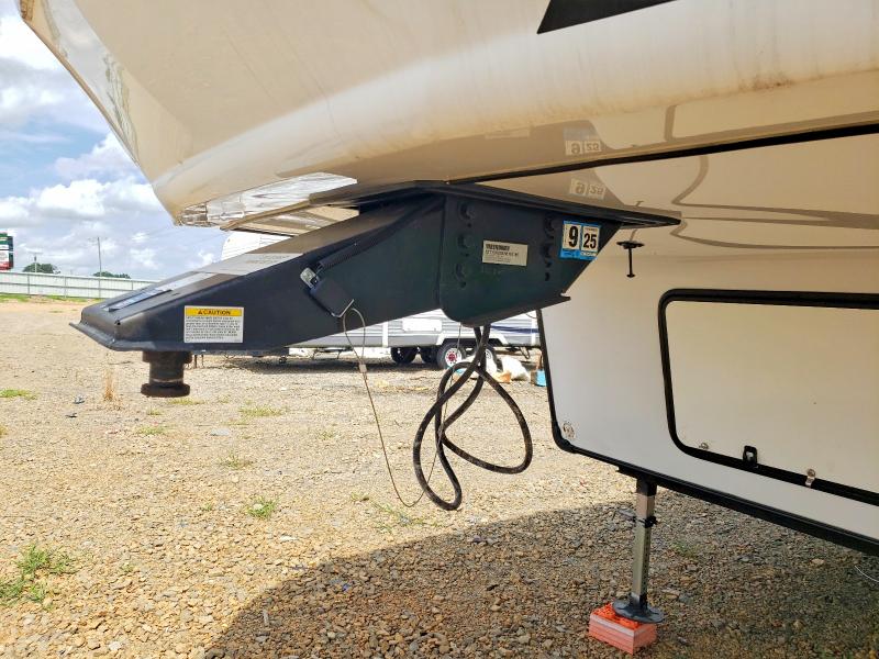 2022 Forest riv Sabre VIN 5ZT3SR2BXN6110146 COPART salvage auction — BURN, VA - CERT OF TITLE - SALVAGE, sold $7,200 on 2026-09-04 (photo 7)
