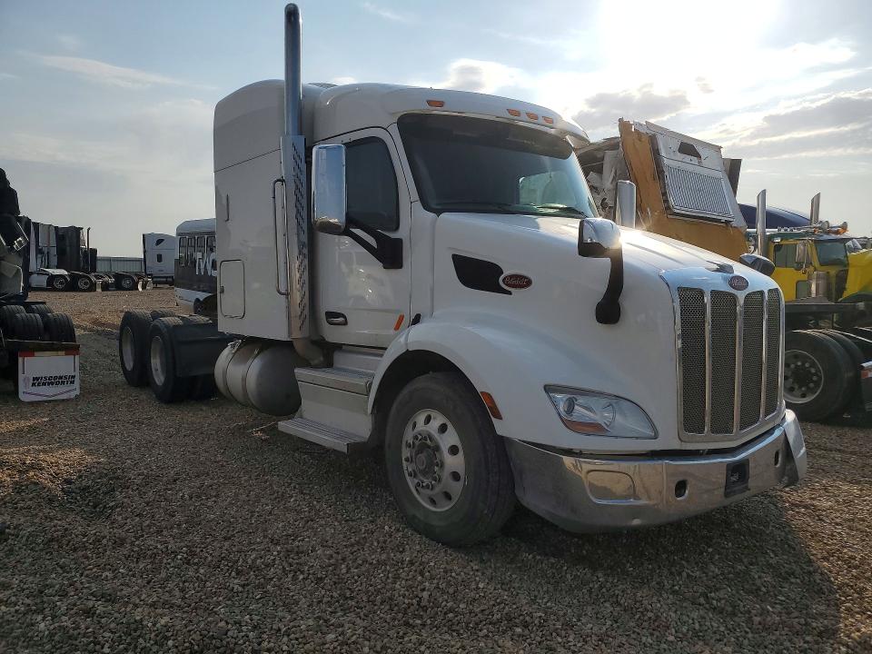 2018 Peterbilt All other VIN 1XPBDP9X8JD473711 COPART salvage auction — FRONT END, CT, sold $8,900 on 2026-09-01 (photo 4)