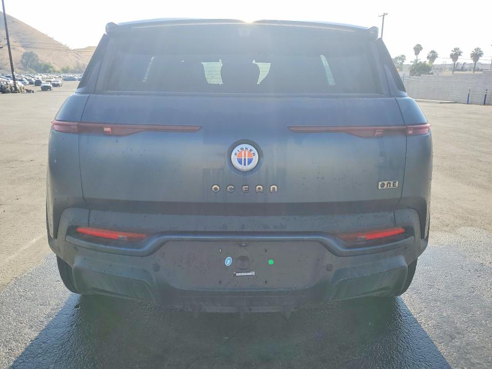 2023 Fisker Ocean VIN VCF1ZBU22PG003341 COPART salvage auction — MINOR DENT/SCRATCHES, In - Dis/Dlr/Exp Only Clean Title, sold $10,100 on 2026-08-10 (photo 6)