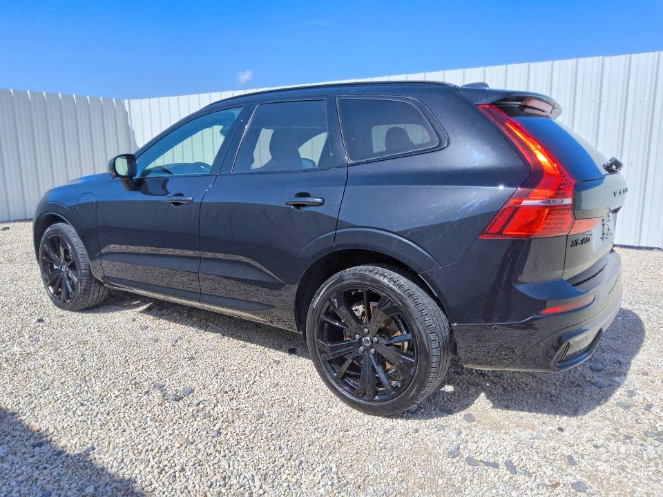 2024 Volvo Xc60 VIN YV4H60DJ2R1847353 COPART salvage auction — MINOR DENT/SCRATCHES, FL - CERTIFICATE OF TITLE (P), sold $44,000 on 2026-08-21 (photo 2)