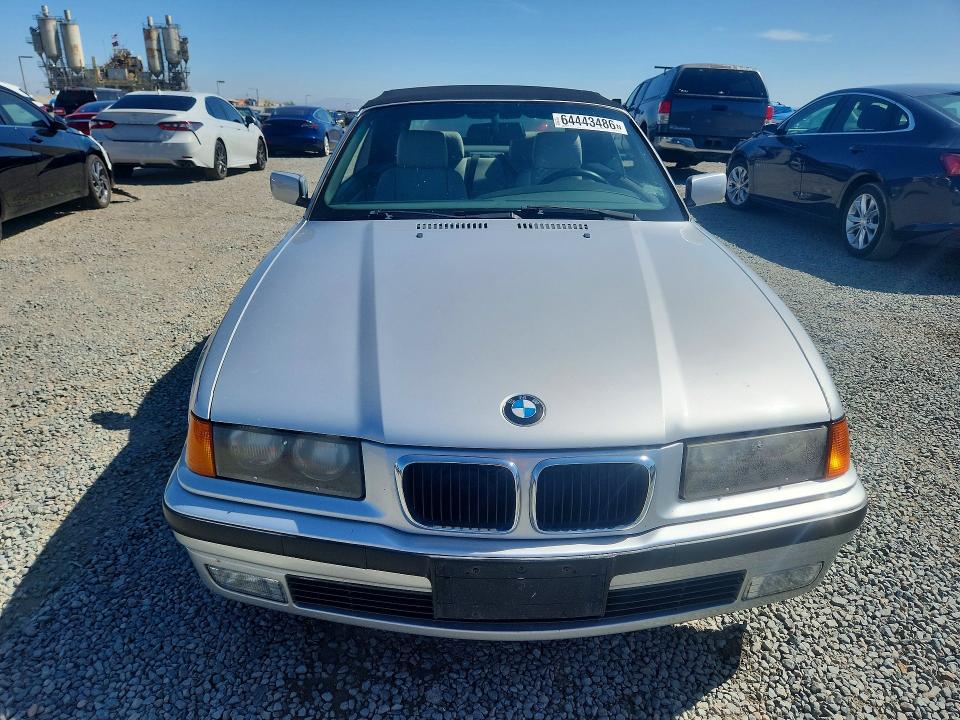 1999 BMW 3er VIN WBABK8332XEY92141 COPART salvage auction — MINOR DENT/SCRATCHES, Ca - Dis/Dlr/Exp Clean W/Salv Hist, sold $1,100 on 2026-08-14 (photo 5)