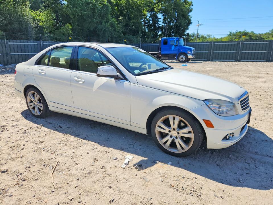 2008 Mercedes-benz C class VIN WDDGF81X58F126294 COPART salvage auction — MINOR DENT/SCRATCHES, NH - CERTIFICATE OF TITLE, sold $1,150 on 2026-08-18 (photo 4)