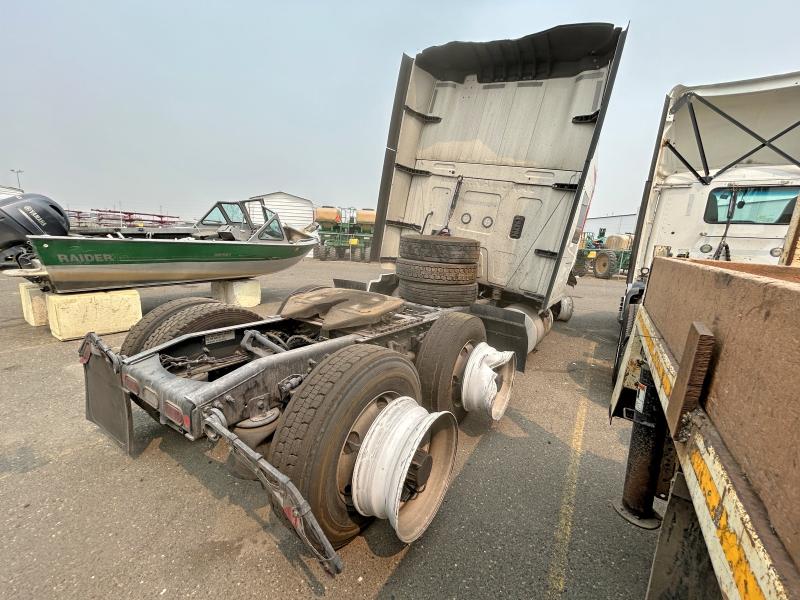 2026 International VIN 3HSDZAPR7TN344719 COPART salvage auction — ROLLOVER, In - Certificate Of Title (P), sold $14,700 on 2026-09-01 (photo 3)