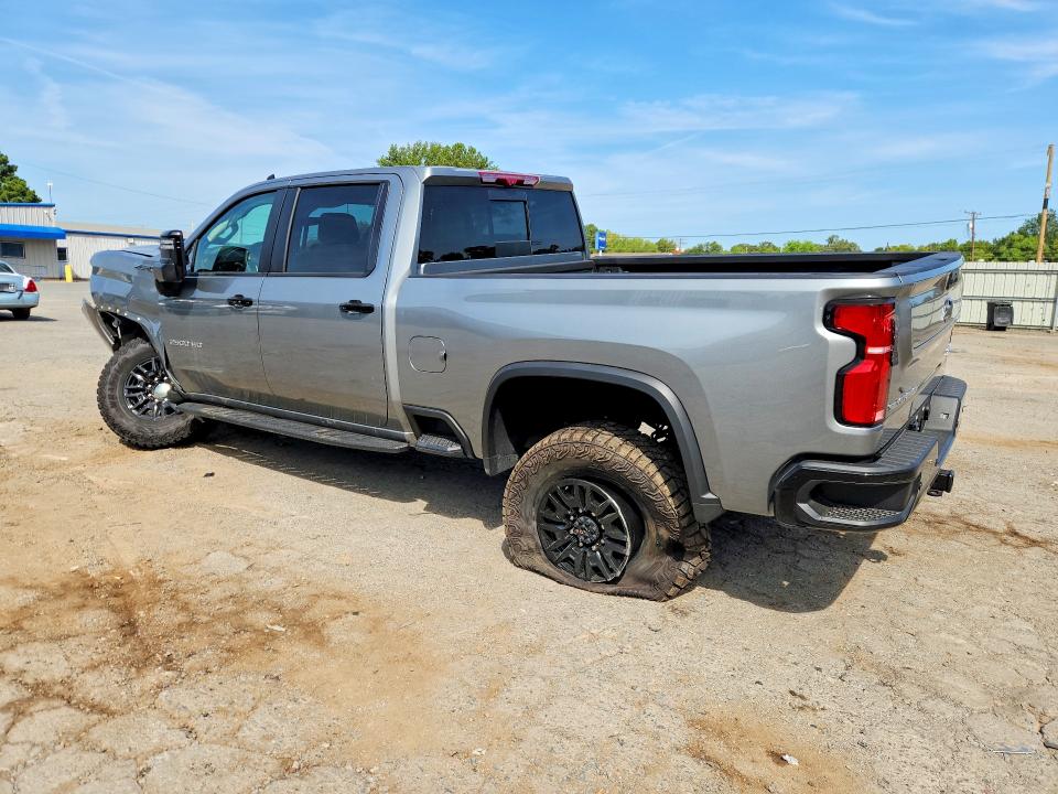 2026 Chevrolet Silverado VIN 2GC4KYE7XT1195470 COPART salvage auction — ALL OVER, La - Cert Of Title-Salvage, sold $13,900 on 2026-09-10 (photo 2)