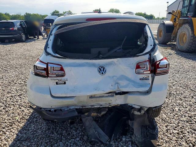 2016 Volkswagen Tiguan VIN WVGBV7AX6GW513562 COPART salvage auction — REAR END, Oh - Cert Of Title-Salvage, sold $1,100 on 2026-08-18 (photo 6)