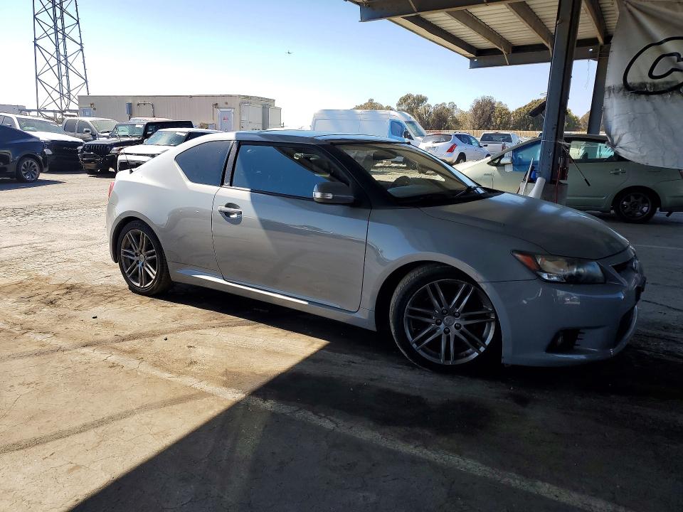 2011 Scion Tc VIN JTKJF5C76B3004895 COPART salvage auction — REAR END, CA - SALVAGE CERTIFICATE, sold $1,700 on 2026-09-10 (photo 4)