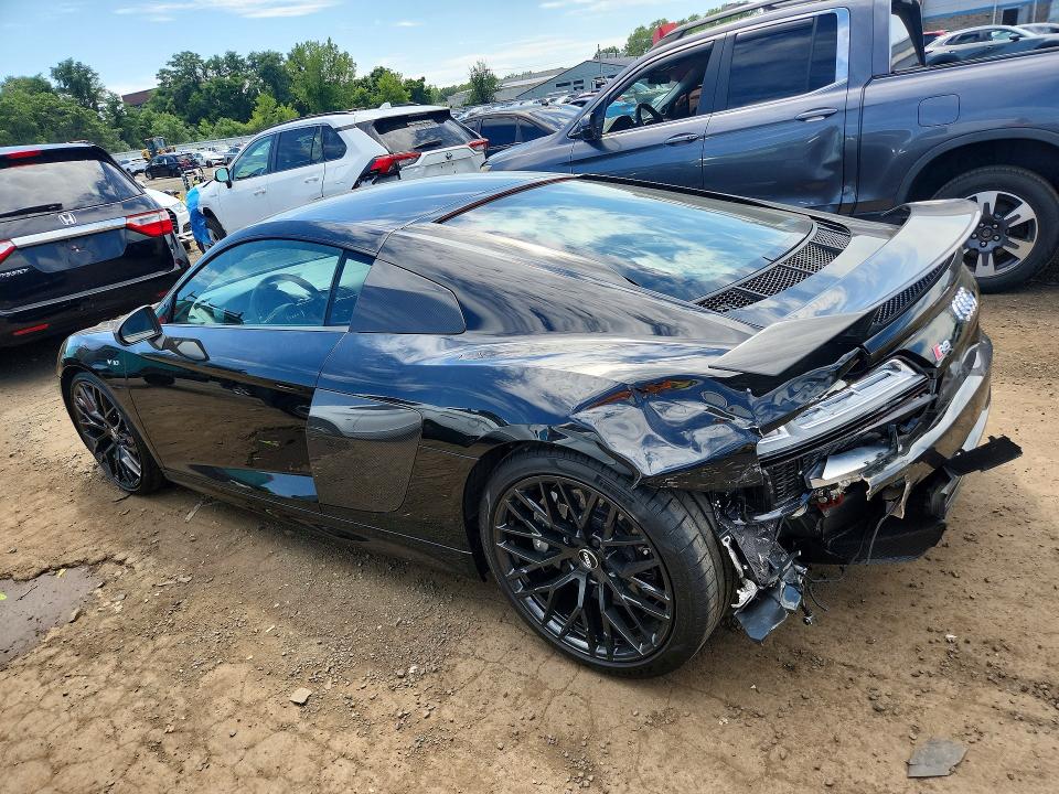 2018 Audi R8 VIN WUAKBAFX8J7901285 COPART salvage auction — REAR END, Ct - Cert Of Title-Salvage, sold $94,000 on 2026-08-13 (photo 2)