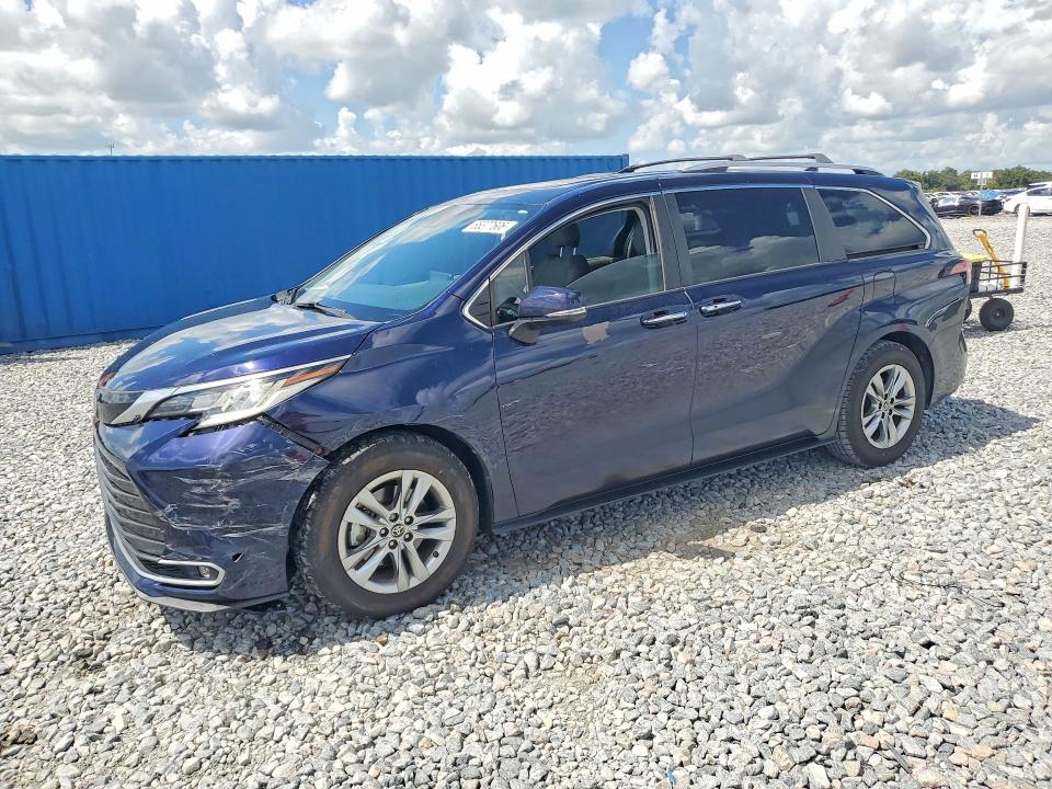 2023 Toyota Sienna VIN 5TDZRKEC0PS162696 — COPART salvage auction photo