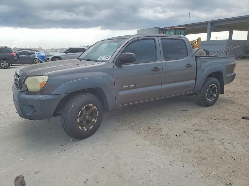 2014 Toyota Tacoma VIN 5TFJX4CN6EX040788 — COPART salvage auction photo