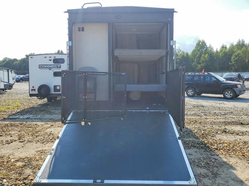 2021 Forest river Xlr VIN 5ZT2XLSB4MZ792948 COPART salvage auction — ROOF, SC - CERT OF TITLE-SALVAGE WATER, sold $5,100 on 2026-08-27 (photo 9)