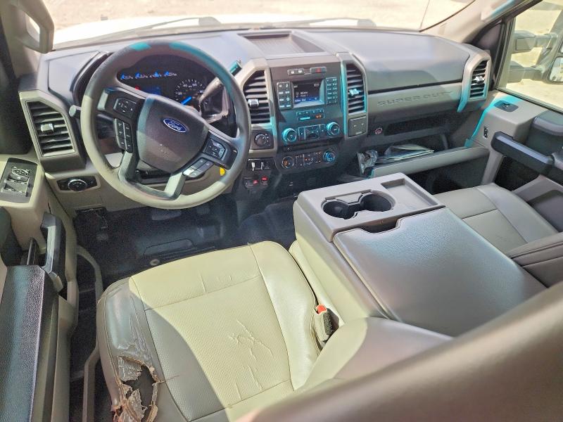 2017 Ford F550 VIN 1FD0X5HT1HEB81370 COPART salvage auction — NORMAL WEAR, Tx - Certificate Of Title (P), sold $13,500 on 2026-09-14 (photo 8)