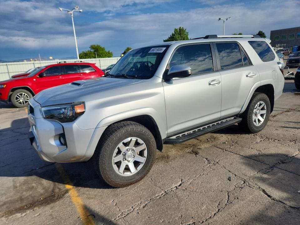 2016 Toyota 4runner VIN JTEBU5JR9G5364739 — COPART salvage auction photo