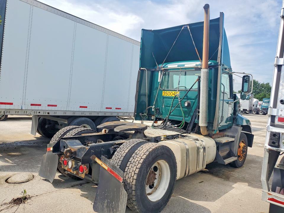 2016 Mack Cxu612 VIN 1M1AW01X8GM007991 COPART salvage auction — NORMAL WEAR, OK - CERTIFICATE OF TITLE (P), sold $1,500 on 2026-09-29 (photo 3)