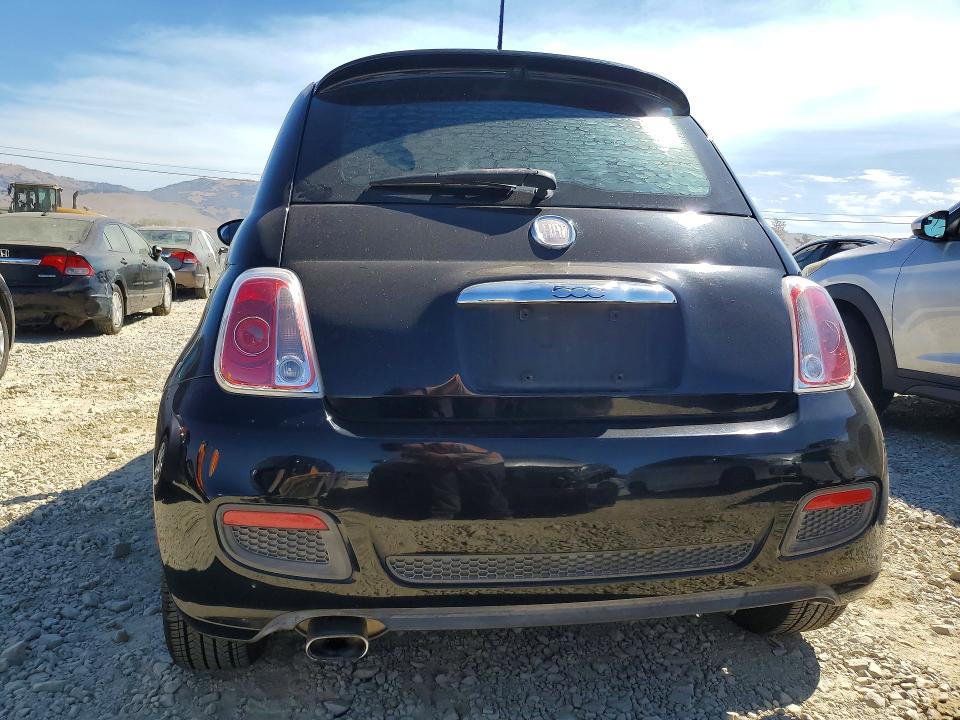 2015 Fiat 500 VIN 3C3CFFBR8FT528055 COPART salvage auction — MINOR DENT/SCRATCHES, Ca - Dis/Dlr/Exp Only Clean Title, sold $475 on 2026-09-08 (photo 6)