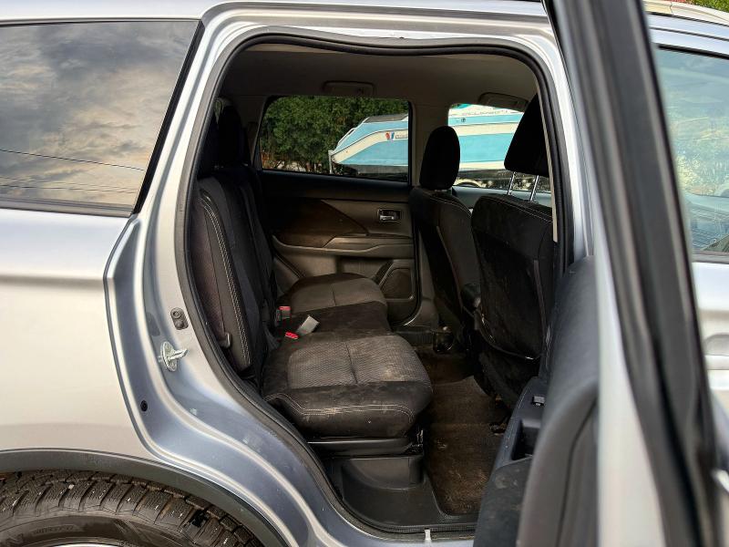 2016 Mitsubishi Outlander VIN JA4AZ3A32GZ018262 COPART salvage auction — NORMAL WEAR, MA - CERTIFICATE OF TITLE (P), sold $1,850 on 2026-09-04 (photo 6)