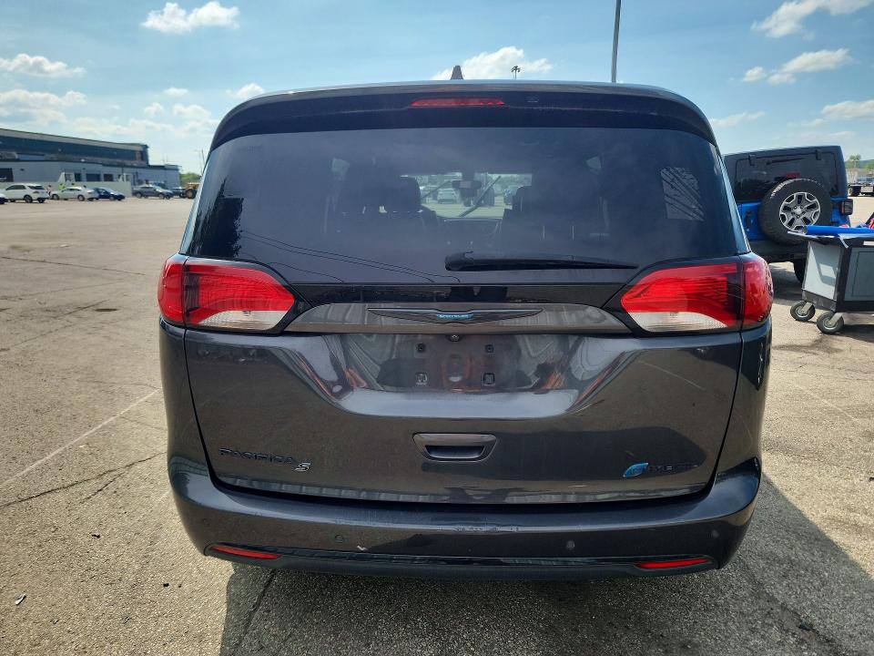 2020 Chrysler Pacifica VIN 2C4RC1N74LR257926 COPART salvage auction — MINOR DENT/SCRATCHES, Oh - Certificate Of Title (P), sold $8,300 on 2026-09-08 (photo 6)
