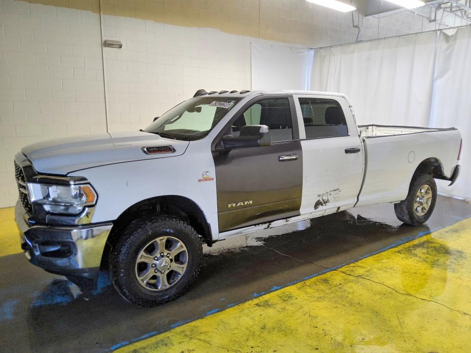2023 Ram 3500 VIN 3C63R3HL2PG660427 — COPART salvage auction photo
