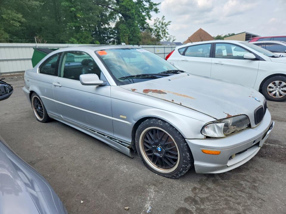 2002 BMW 3 series VIN WBABN33472PG58046 COPART salvage auction — SIDE, NJ - CERTIFICATE OF TITLE, sold $150 on 2026-08-18 (photo 4)