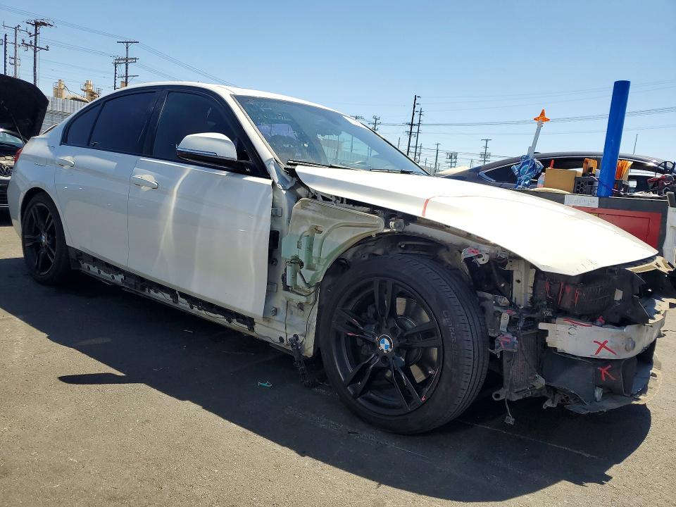 2014 BMW 3er VIN WBA3C1C58EK113964 COPART salvage auction — FRONT END, Ca - Salvage Certificate, sold $1,550 on 2026-08-19 (photo 4)