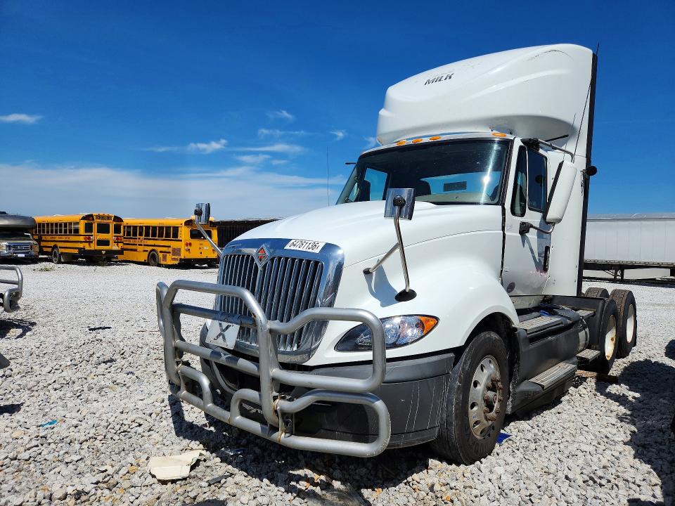 2016 International VIN 3HSDJAPRXGN379851 — COPART salvage auction photo