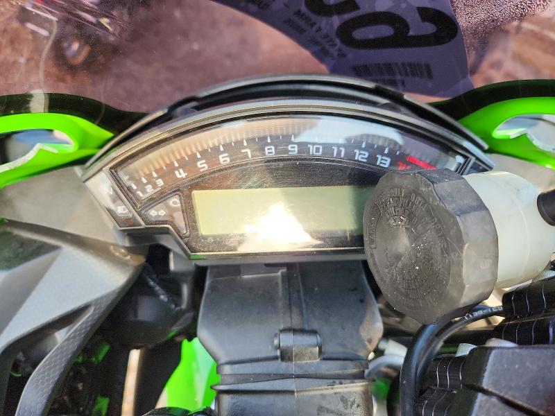 2017 Kawasaki VIN JKAZXCR1XHA005044 COPART salvage auction — SIDE, Salvage Title, sold $4,000 on 2026-09-08 (photo 7)