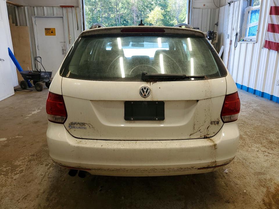 2013 Volkswagen Jetta VIN 3VWPL7AJ4DM680913 COPART salvage auction — MINOR DENT/SCRATCHES, Me - Certificate Of Title, sold $1,250 on 2026-09-01 (photo 6)