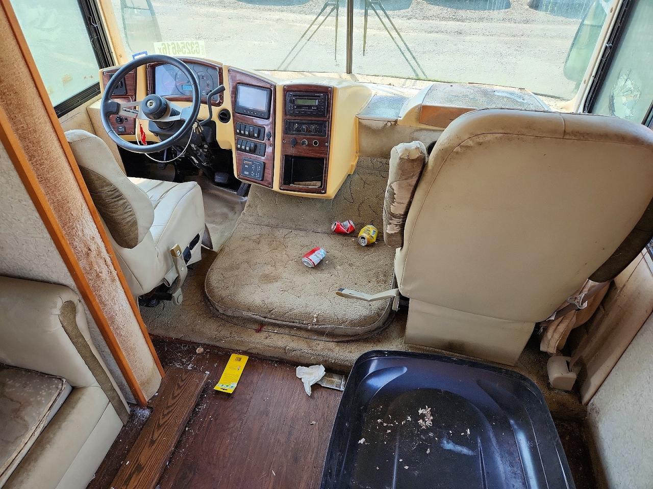 2005 Gulf Stream Unknown VIN 5B4MP67G453411111 COPART salvage auction — Side, TX - CERTIFICATE OF TITLE, sold $700 on 2026-09-29 (photo 5)
