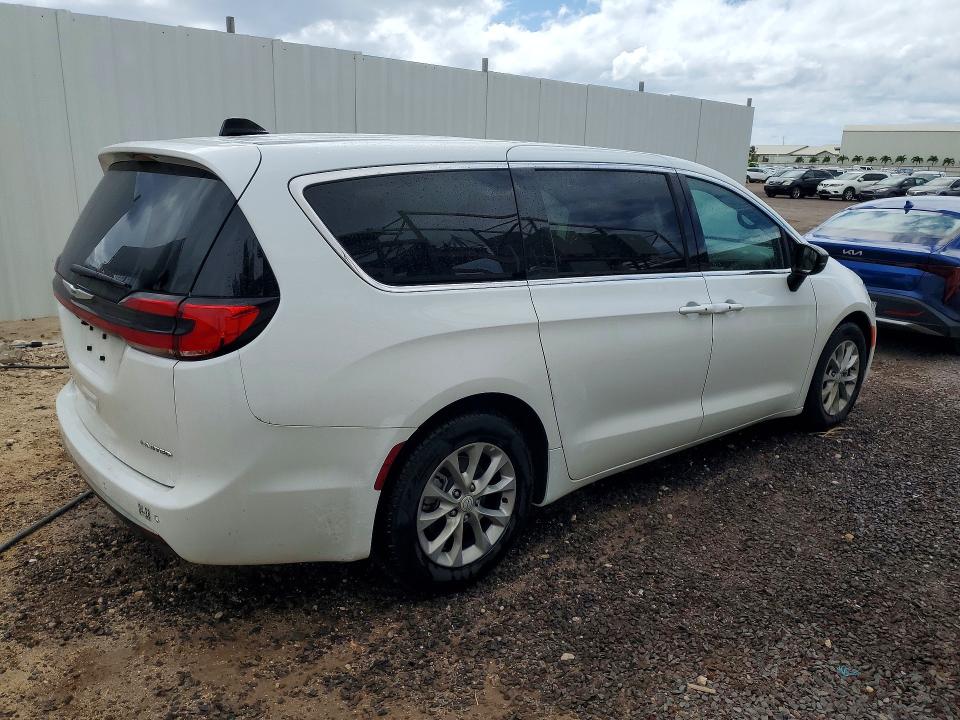 2026 Chrysler Pacifica VIN 2C4RC1GG8TR259921 COPART salvage auction — MECHANICAL, HI - CERTIFICATE OF TITLE, sold $20,000 on 2026-08-31 (photo 3)