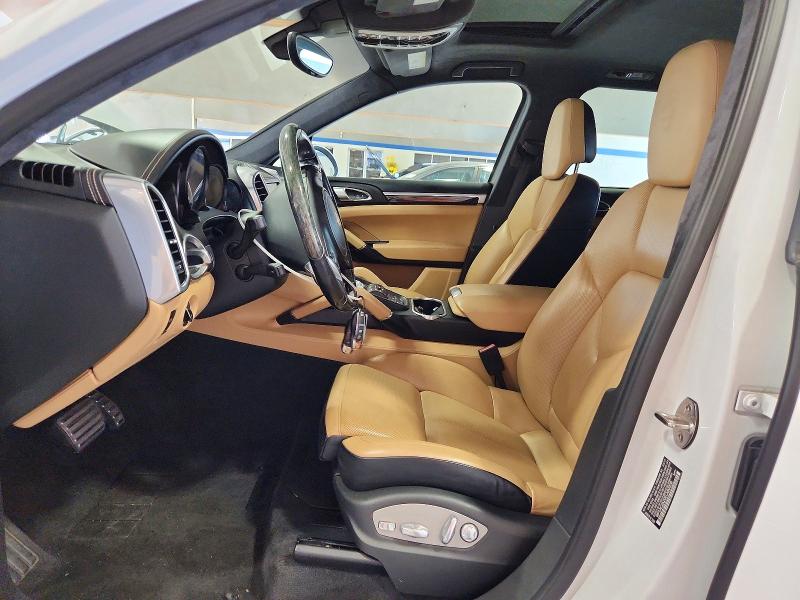 2014 Porsche Cayenne VIN WP1AC2A20ELA80928 COPART salvage auction — MINOR DENT/SCRATCHES, WV - CERTIFICATE OF TITLE (P), sold $1,200 on 2026-09-16 (photo 7)