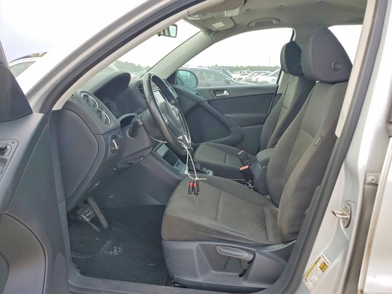 2015 Volkswagen Tiguan VIN WVGAV7AX4FW597598 COPART salvage auction — NORMAL WEAR, Mt - Certificate Of Title, sold $1,050 on 2026-08-18 (photo 7)