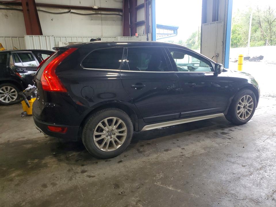2010 Volvo Xc60 VIN YV4992DZ3A2121173 COPART salvage auction — NORMAL WEAR, MA - CERTIFICATE OF TITLE, sold $600 on 2026-08-05 (photo 3)