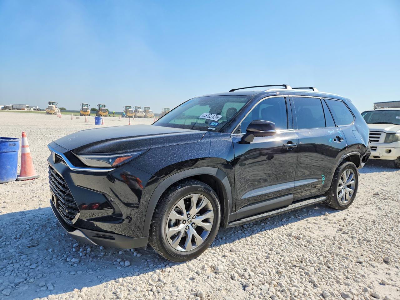 2024 Toyota Highlander VIN 5TDAAAA5XRS012779 — COPART salvage auction photo