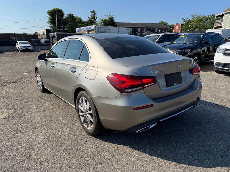 2019 Mercedes-benz VIN WDD3G4FB0KW024667 COPART salvage auction — NORMAL WEAR, Salvage Title, sold $2,100 on 2026-08-12 (photo 3)