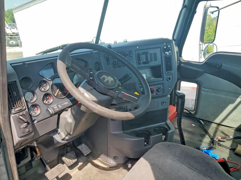 2016 Mack Cxu612 VIN 1M1AW01X8GM007991 COPART salvage auction — NORMAL WEAR, OK - CERTIFICATE OF TITLE (P), sold $1,500 on 2026-09-29 (photo 8)
